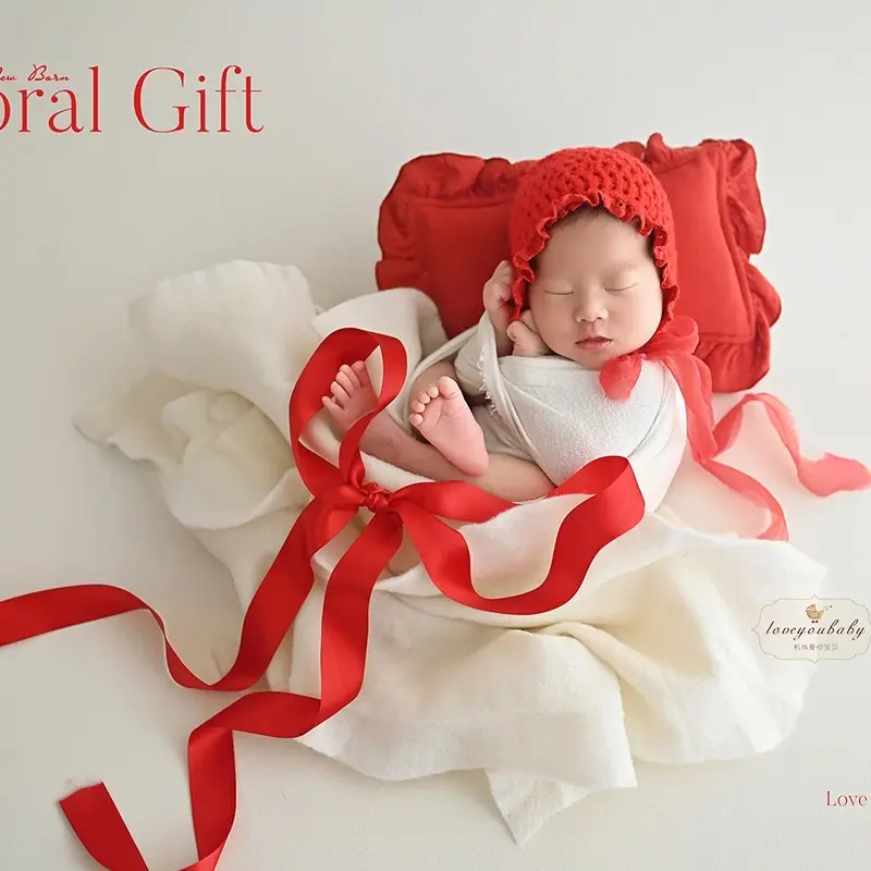 White Floral Wool Mat Theme Set - Newborn Photography Props - Image 2
